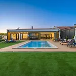 Villa Lada By Istrialux
